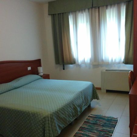 Agriturismo La Chioccia Campagna Lupia Стая снимка